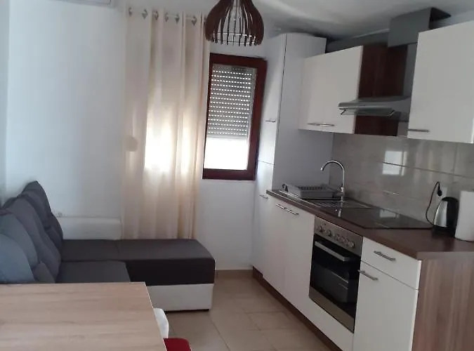 Appartement Mara *