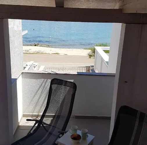 Mara Apartament Vir